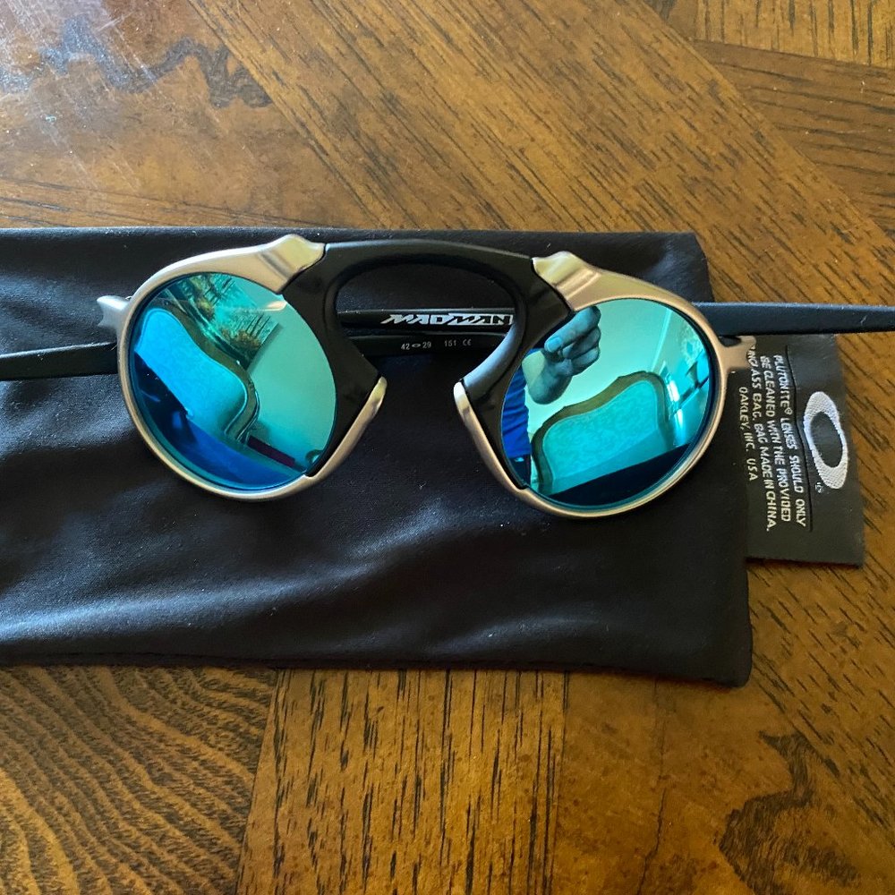 Oakley Polarized Madman Special Edition Sunglasses in Brand New Condition